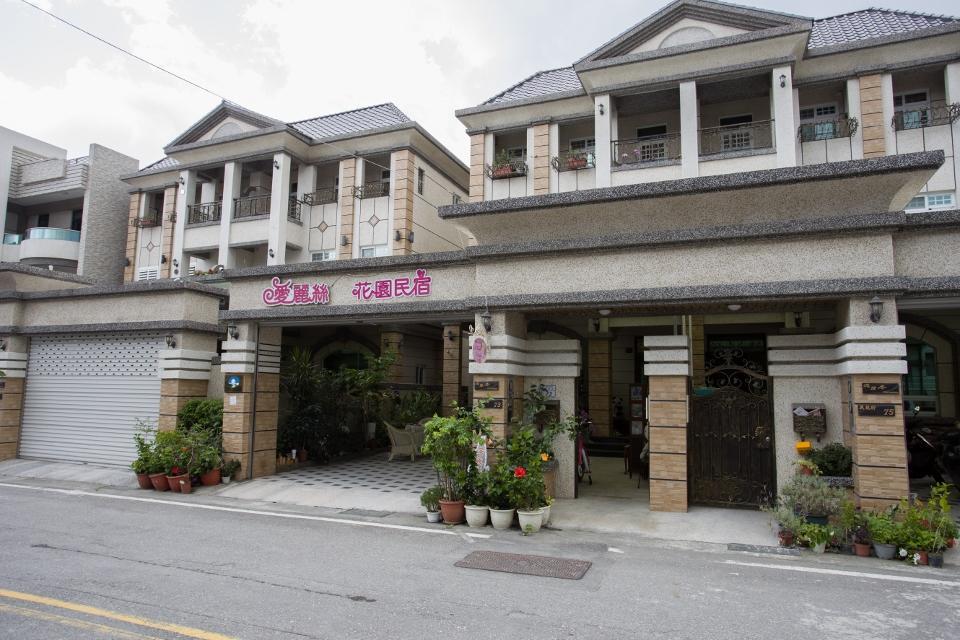 Alicegarden Homestay Taitung Экстерьер фото